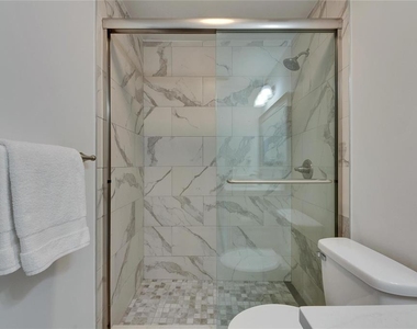 1025 Apollo Beach Boulevard - Photo Thumbnail 41