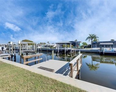 1025 Apollo Beach Boulevard - Photo Thumbnail 47