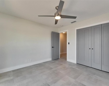 1025 Apollo Beach Boulevard - Photo Thumbnail 32
