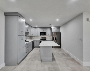 1025 Apollo Beach Boulevard - Photo Thumbnail 12