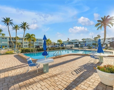 6161 Gulf Winds Drive - Photo Thumbnail 30