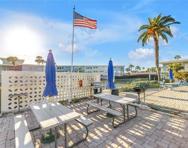 6161 Gulf Winds Drive - Photo Thumbnail 27