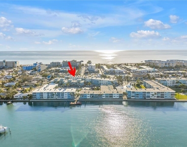 6161 Gulf Winds Drive - Photo Thumbnail 20