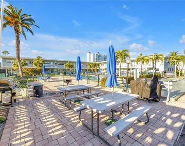 6161 Gulf Winds Drive - Photo Thumbnail 26