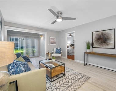 1100 E Bay Drive - Photo Thumbnail 8