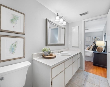 1100 E Bay Drive - Photo Thumbnail 18