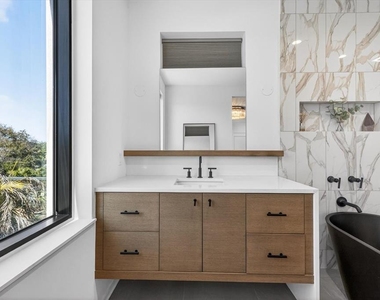 94 W Davis Boulevard - Photo Thumbnail 44