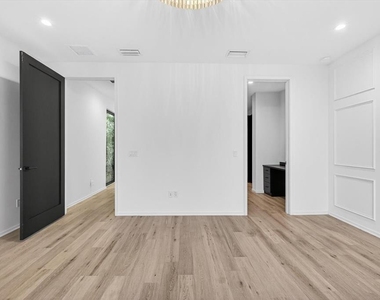 94 W Davis Boulevard - Photo Thumbnail 45