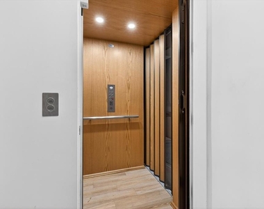 94 W Davis Boulevard - Photo Thumbnail 11