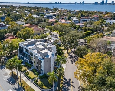 94 W Davis Boulevard - Photo Thumbnail 3