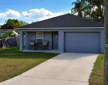 2117 Winger Avenue - Photo Thumbnail 14