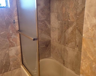 1690 Ne 191th Street - Photo Thumbnail 10