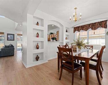 1031 Solana Circle - Photo Thumbnail 9