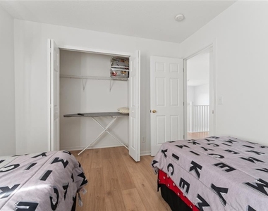 1031 Solana Circle - Photo Thumbnail 32
