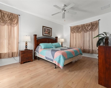 1031 Solana Circle - Photo Thumbnail 17