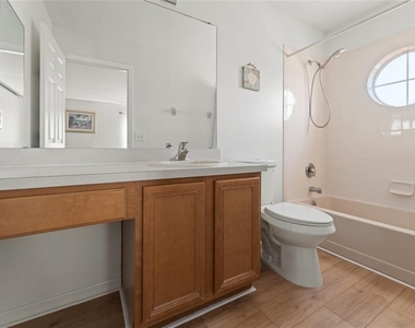 1031 Solana Circle - Photo Thumbnail 30