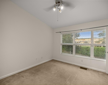 4428 Sw 49th Avenue - Photo Thumbnail 10