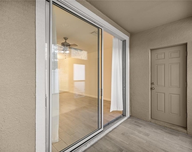 4428 Sw 49th Avenue - Photo Thumbnail 8