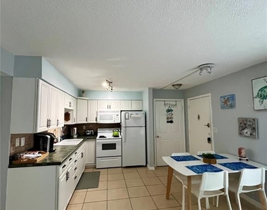 199 Wakulla Lane - Photo Thumbnail 3