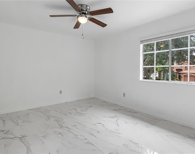 7843 Saint Andrews Circle - Photo Thumbnail 6