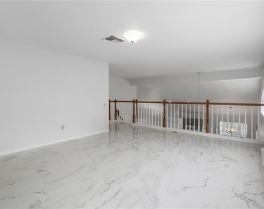 7843 Saint Andrews Circle - Photo Thumbnail 2