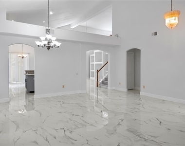 7843 Saint Andrews Circle - Photo Thumbnail 16