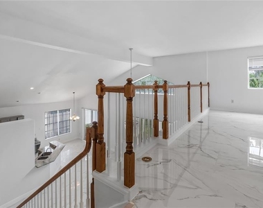 7843 Saint Andrews Circle - Photo Thumbnail 9