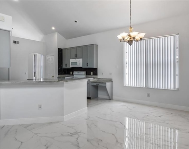 7843 Saint Andrews Circle - Photo Thumbnail 20