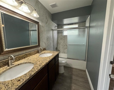 763 Olympic Circle - Photo Thumbnail 11