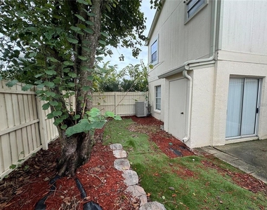 763 Olympic Circle - Photo Thumbnail 12