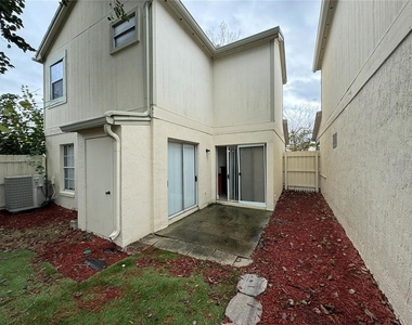 763 Olympic Circle - Photo Thumbnail 13