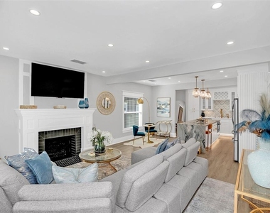 413 W Princeton Street - Photo Thumbnail 9