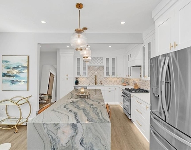 413 W Princeton Street - Photo Thumbnail 13