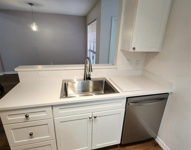 5823 Sw 9 Place - Photo Thumbnail 17