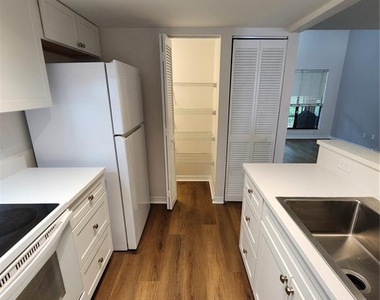 5823 Sw 9 Place - Photo Thumbnail 18