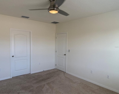 1792 Henin Circle - Photo Thumbnail 20