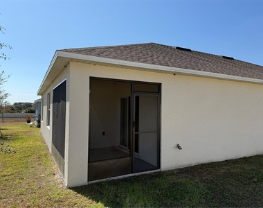 1792 Henin Circle - Photo Thumbnail 2