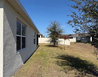 1792 Henin Circle - Photo Thumbnail 29