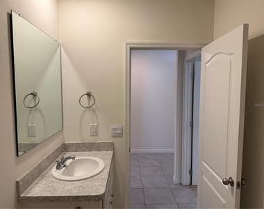 1792 Henin Circle - Photo Thumbnail 7
