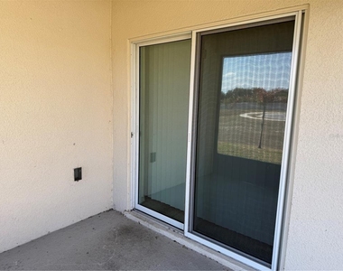1792 Henin Circle - Photo Thumbnail 26