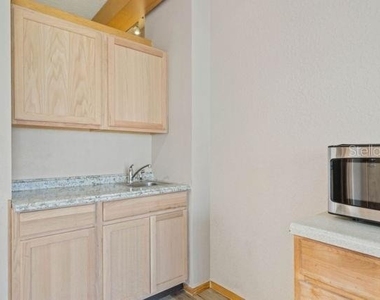 101 Palm Harbor Parkway - Photo Thumbnail 11