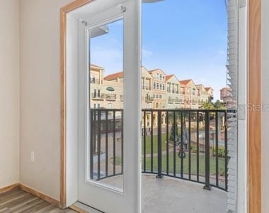 101 Palm Harbor Parkway - Photo Thumbnail 35