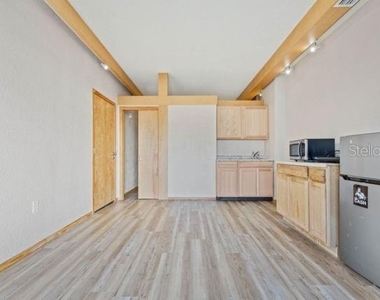 101 Palm Harbor Parkway - Photo Thumbnail 34