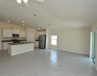 80 Oakleaf Way - Photo Thumbnail 13
