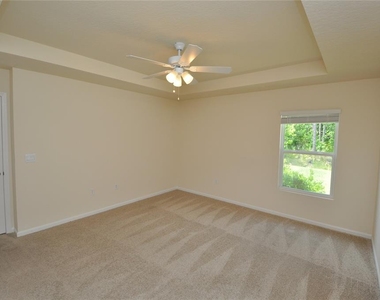 80 Oakleaf Way - Photo Thumbnail 16