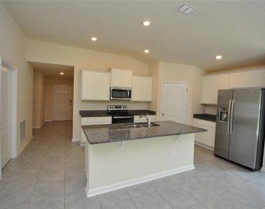 80 Oakleaf Way - Photo Thumbnail 5