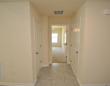 80 Oakleaf Way - Photo Thumbnail 2