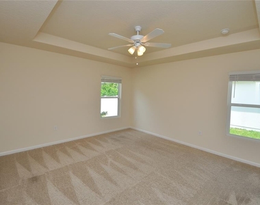 80 Oakleaf Way - Photo Thumbnail 15