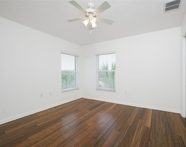 1200 Canopy Walk Lane - Photo Thumbnail 11