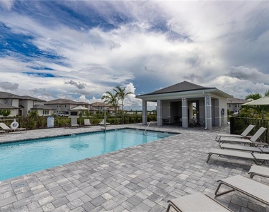 16572 Kingwood Lane - Photo Thumbnail 21